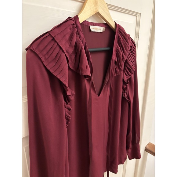 Tory Burch Women's 100%‎ Silk Ruffle Diana Burgundy Blouse Top Size 4 $348 - Picture 2 of 6